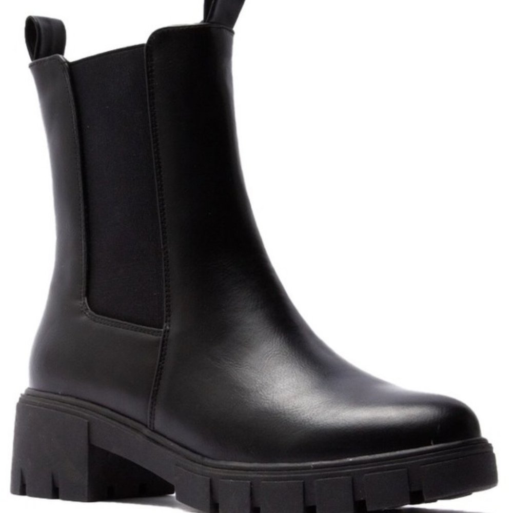 Lug Combat Slip on Boots